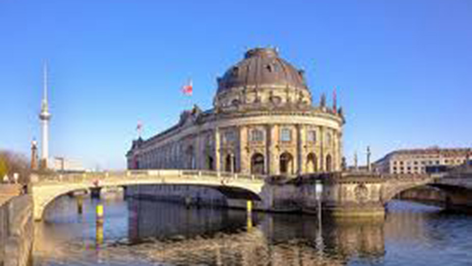 Berlijns Culturele Schatten: Een Bezoek aan Museuminsel en de Berliner Dom